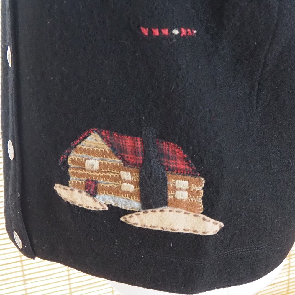 VTG Woolrich 100% Wool Vest Womens M Black Cabin Lodge Embroidered Button Up - Picture 5 of 16